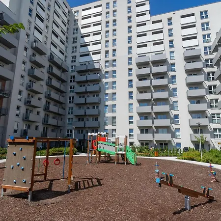 Prestige By The Mall Sudio By Bookinghost